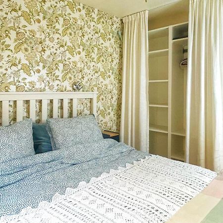 The Blomsholm Cabin - Load Your Electric Car Strömstad Esterno foto
