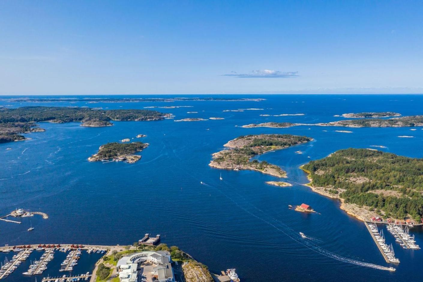 The Blomsholm Cabin - Load Your Electric Car Strömstad Esterno foto